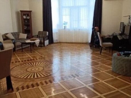 Elan №6466796 - Bakı, Nizami m., 4 otaqlı, 202 m², 10/13 mərtəbə
