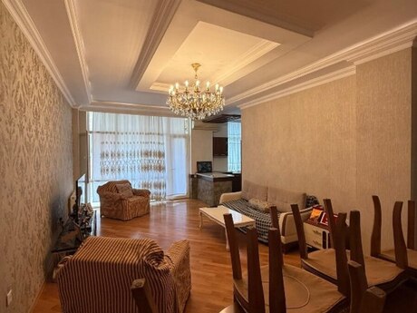 4 otaqlı mənzil, 154 m², Elmlər Akademiyası: 430 000 ₼ 4