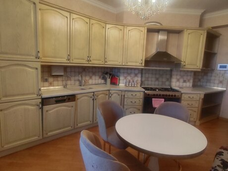 3 otaqlı mənzil, 165 m², Nərimanov: 520 000 ₼ 4