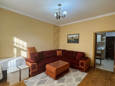 Kirayə 2 otaqlı mənzil, 60 m², İçəri Şəhər: 850 ₼/ay 3