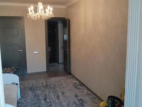 3 otaqlı mənzil, 82 m², 8-ci mikrorayon: 265 000 ₼ 2