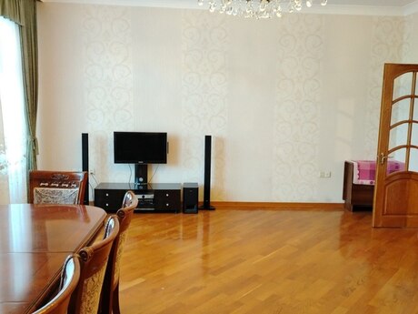 4 otaqlı mənzil, 135 m², Azadlıq Prospekti: 360 000 ₼ 3