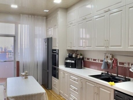 4-room apartment, 146 m², Azadlıq Prospekti: 439 000 ₼ 3
