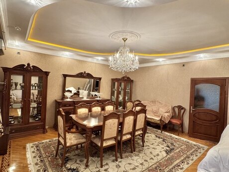 4-room apartment, 146 m², Azadlıq Prospekti: 439 000 ₼ 2