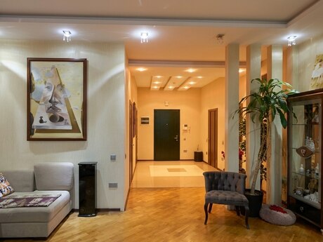 3 otaqlı mənzil, 160 m², Nizami: 470 000 ₼ 3