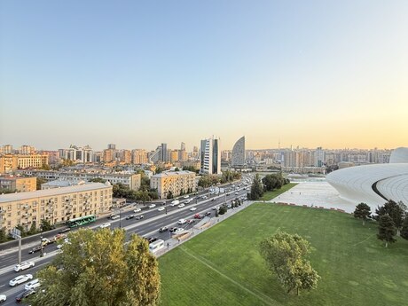 4 otaqlı mənzil, 176 m², Nəriman Nərimanov: 560 000 ₼ 4