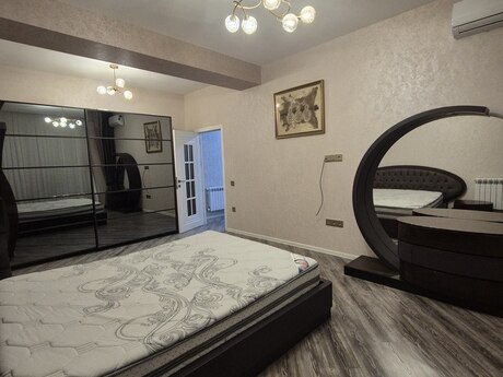 2-room apartment, 114 m², 28 May: 330 000 ₼ 3