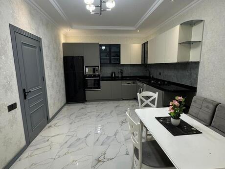 5 otaqlı həyət evi, 240 m², Novxanı: 375 000 ₼ 4