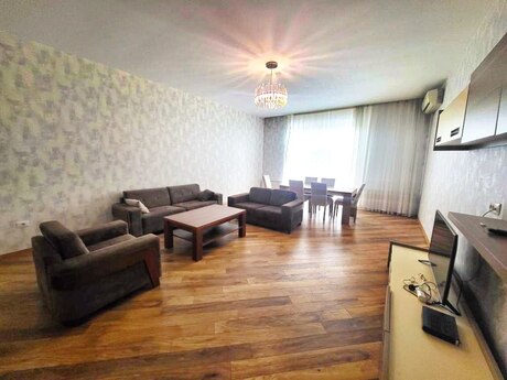 4 otaqlı mənzil, 180 m², Gənclik: 599 000 ₼ 2