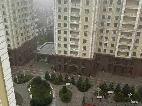 Elan №6467012 - Bakı, Elmlər Akademiyası m., 4 otaqlı, 185 m², 3/17 mərtəbə
