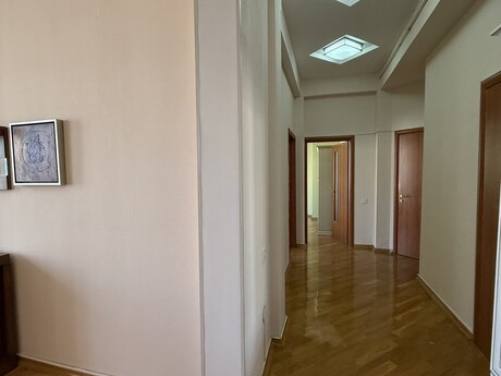 4 otaqlı mənzil, 134 m², İçəri Şəhər: 650 000 ₼ 3