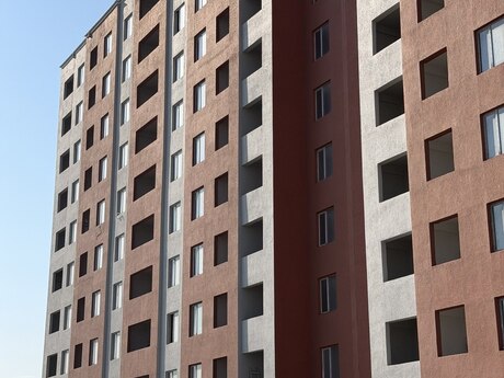 2-room apartment, 77 m², Ceyranbatan: 90 000 ₼ 2