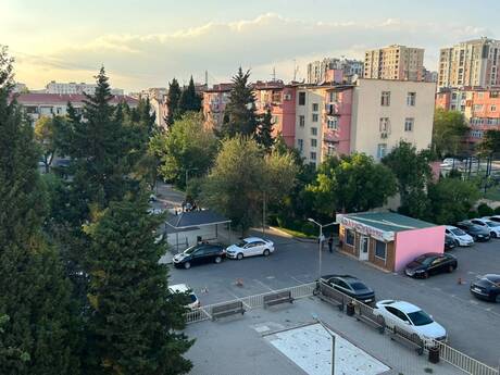 1 Qara Qarayev