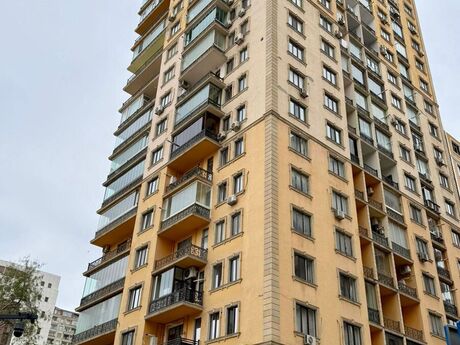 4 otaqlı mənzil, 190 m², Nəsimi: 435 000 ₼ 2