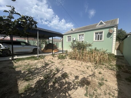 4 otaqlı həyət evi, 130 m², Binə: 110 000 ₼ 2