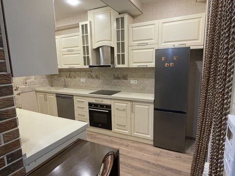 Kirayə 3 otaqlı mənzil, 120 m², Badamdar: 1 200 ₼/ay 3