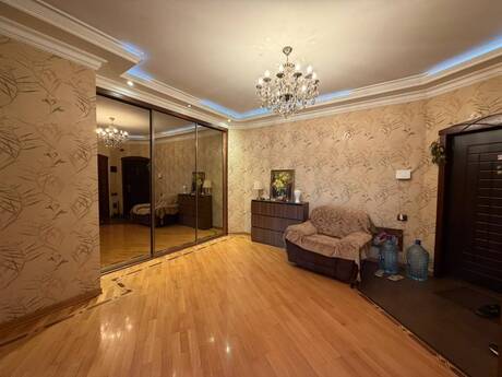 3 otaqlı mənzil, 126 m², 9-cu mikrorayon: 330 000 ₼ 4