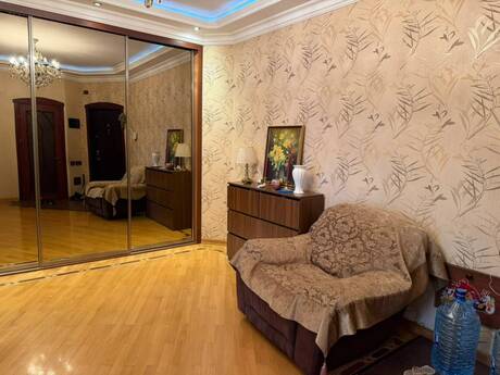 3 otaqlı mənzil, 126 m², 9-cu mikrorayon: 330 000 ₼ 3