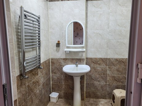 3-комнатная квартира, 90 м², Həzi Aslanov: 205 000 ₼ 2