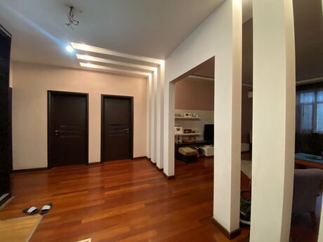 3 otaqlı mənzil, 135 m², Elmlər Akademiyası: 410 000 ₼ 3