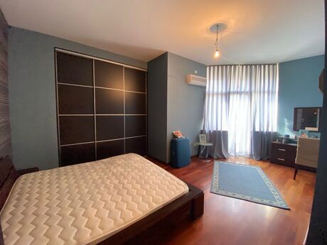3 otaqlı mənzil, 135 m², Elmlər Akademiyası: 410 000 ₼ 2