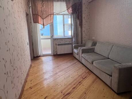 Elan №6467467 - Bakı, Elmlər Akademiyası m., 2 otaqlı, 61 m², 2/12 mərtəbə