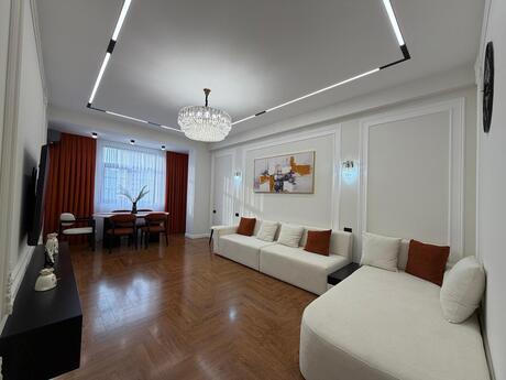 Аренда: 2-комнатная квартира, 68 м², Renessans Palace: 1 500 ₼/мес 2