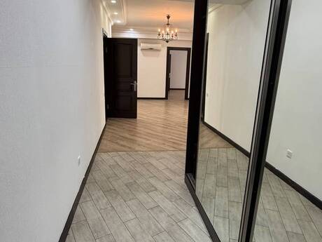 Kirayə 4 otaqlı mənzil, 180 m², İnşaatçılar: 1 000 ₼/ay 5