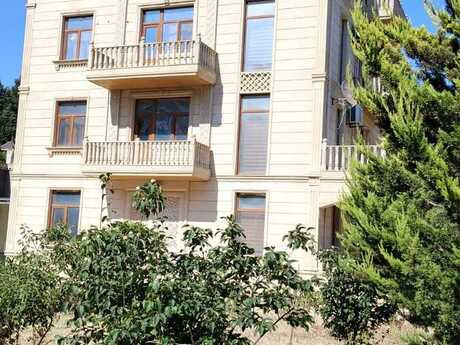 Elan №6467563 - Bakı, Badamdar q., 8 otaqlı, 472 m²