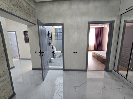 Elan №6467679 - Bakı, Gənclik m., 3 otaqlı, 105 m², 4/17 mərtəbə