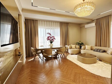 Elan №6467728 - Bakı, Şah İsmayıl Xətai m., 3 otaqlı, 128 m², 10/19 mərtəbə
