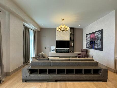 3-room apartment for rent, 112 m², Ağ şəhər: 3 000 ₼/mo 3