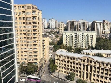 Kirayə 2 otaqlı mənzil, 110 m², Nizami: 1 400 ₼/ay 2