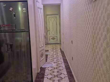 3-room apartment for rent, 80 m², Gənclik: 950 ₼/mo 4