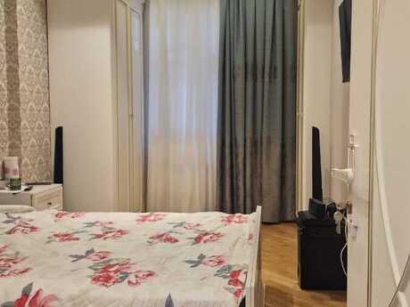 3-room apartment for rent, 80 m², Gənclik: 950 ₼/mo 2