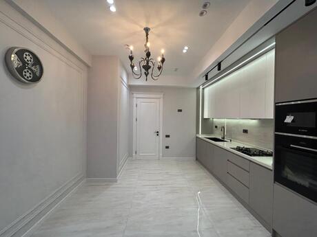 4 otaqlı mənzil, 175 m², 28 May: 750 000 ₼ 5