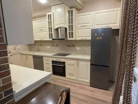 Kirayə 3 otaqlı mənzil, 130 m², Badamdar: 1 200 ₼/ay 4