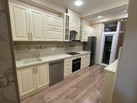Kirayə 3 otaqlı mənzil, 130 m², Badamdar: 1 200 ₼/ay 3