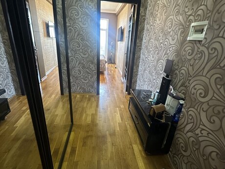 2 otaq · 57,1 m² · 13/14 mərtəbə, Neftçilər