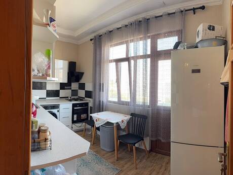 3-room apartment for rent, 96 m², İçəri Şəhər: 1 300 ₼/mo 5