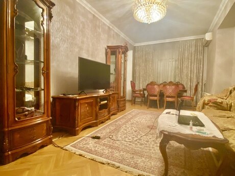 Kirayə 3 otaqlı mənzil, 130 m², İnşaatçılar: 1 000 ₼/ay 5