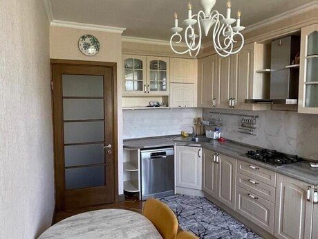 Kirayə 3 otaqlı mənzil, 106 m², İçəri Şəhər: 1 189 ₼/ay 2