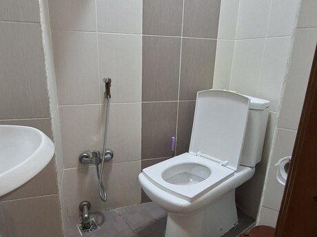 Kirayə 2 otaqlı mənzil, 90 m², İnşaatçılar: 700 ₼/ay 5