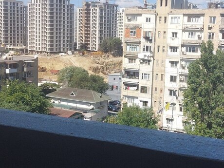 2 otaq · 105 m² · 8/16 mərtəbə, Elmlər Akademiyası