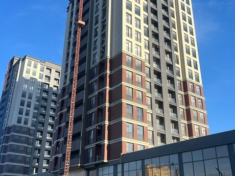 4-комн. · 163 m² · 8/16 этаж, Azadlıq Prospekti