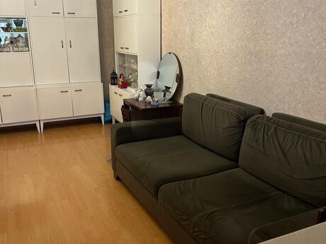 Объявление №6468012 - Баку, м. Иншаатчылар, 2-комн., 41 м², 5/5 этаж