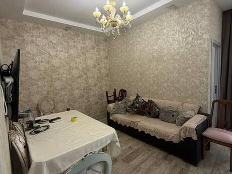 Kirayə 2 otaqlı mənzil, 50 m², Həzi Aslanov: 600 ₼/ay 2