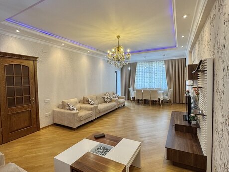Kirayə 2 otaqlı mənzil, 100 m², Nərimanov: 1 450 ₼/ay 2