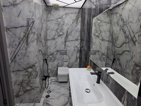 Kirayə 3 otaqlı mənzil, 120 m², 28 May: 1 300 ₼/ay 5