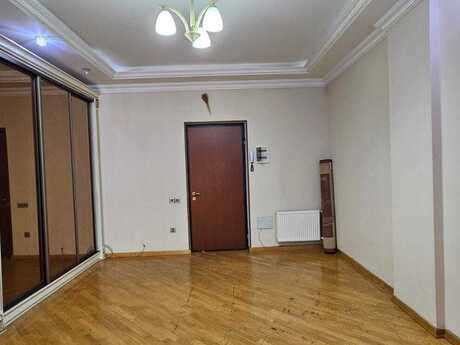 3 otaqlı mənzil, 155 m², 28 May: 412 000 ₼ 5